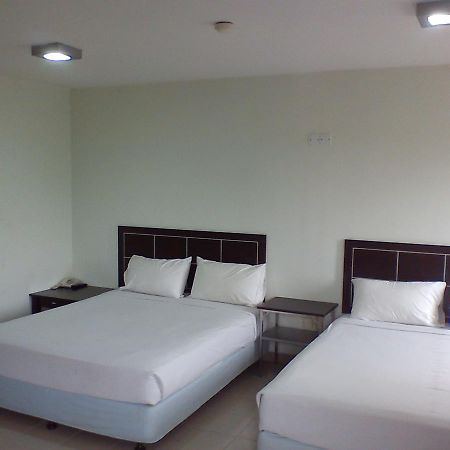 Hotel Orient Johor Bahru Exterior photo