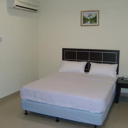 Hotel Orient Johor Bahru Exterior photo