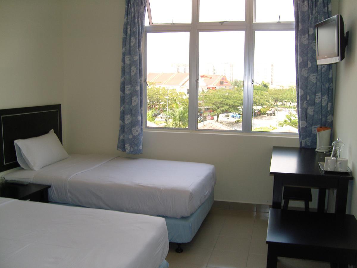 Hotel Orient Johor Bahru Exterior photo